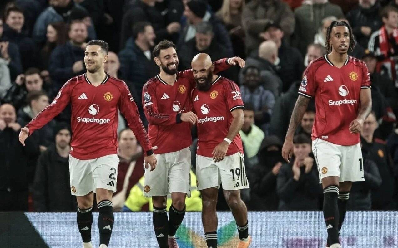 今年会体育 -包含曼联迎CBA常规赛关键赛，转会期扳平良机，底气十足，球探报告显示潜力的词条