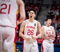 关于今晚深圳男篮调整名单以备足总杯；回应争议环节打磨；质疑声仍在；心理建设被强调的信息